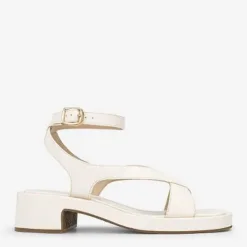 Block heel sandals with woven straps
